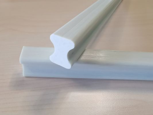 Stang / I-type / hoek elektrisch isolatiemateriaal voor transformator vacuüminspuiting epoxy pultrusie