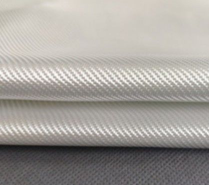 Uitstekende chemische weerstand Warmtebehandeling Glasvezeldoek 0,8 mm Dikte voor flexibele verpakkingsoplossingen