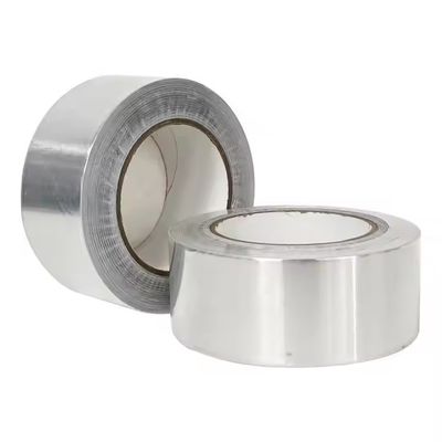 Hoogwaardige aluminiumfolie band met oplosmiddel acryllijm 80um dikte Algemene toepassing Behoud, pleistering, afdichting en maskering Toepassingen